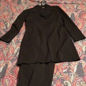 3 Piece Black & Gold office business suit